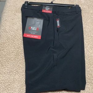 Black 33X32 Van Heusen pants, slim fit